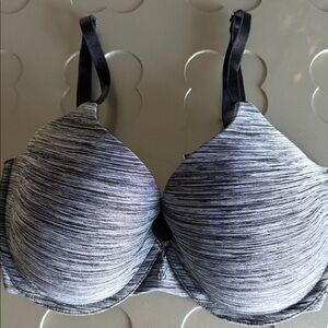 VICTORIA’S SECRET Uplift Semi Demi Bra Size 32DD Push Up Underwire T-shirt Bra